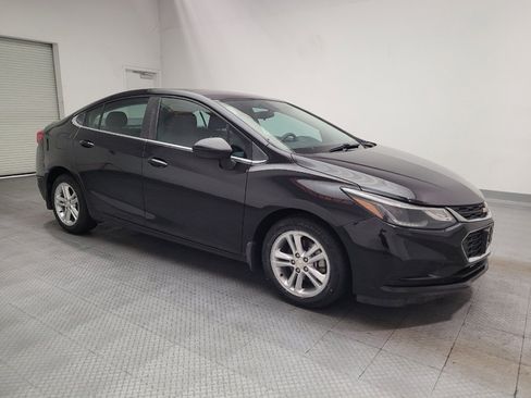 Used 2016 Chevrolet Cruze LT FWD image 11