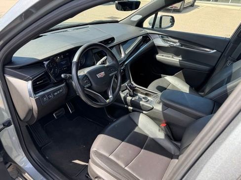 Used 2023 Cadillac XT6 Sport w/ Technology Package AWD/4WD image 27