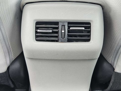 Used 2017 Honda Accord EX image 30