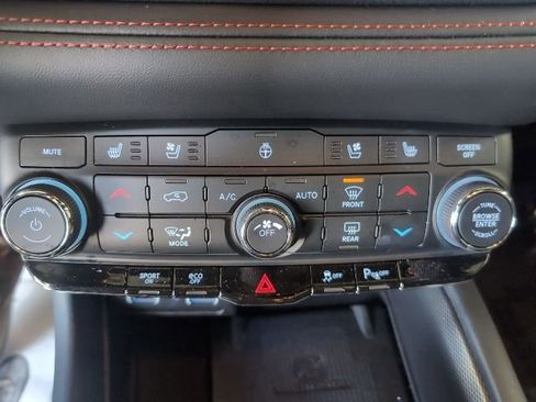 Used 2024 Dodge Durango R/T image 15