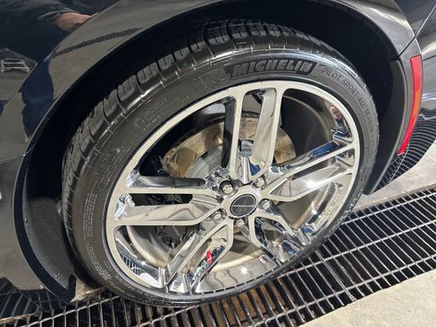 Used 2015 Chevrolet Corvette Stingray Coupe w/ 2LT Preferred Equipment Group image 11