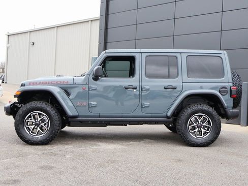 New 2026 Jeep Wrangler Unlimited Rubicon w/ Technology Group image 2