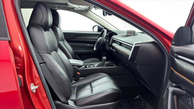 Used 2025 MAZDA CX-50 AWD 2.5 Hybrid w/ Premium Pkg image 22
