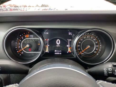 Used 2023 Jeep Wrangler Sahara image 26