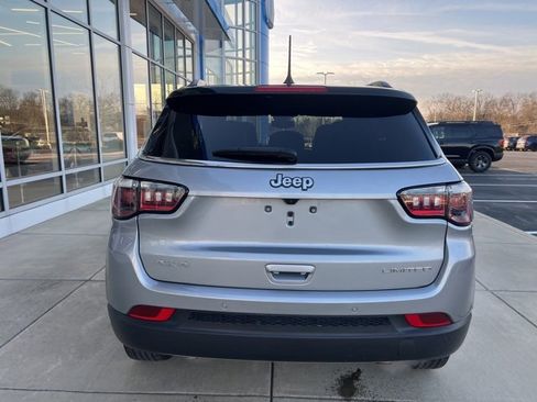 Used 2024 Jeep Compass Limited image 6