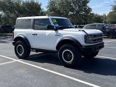 Used 2024 Ford Bronco Big Bend w/ Sasquatch Package AWD/4WD image 2