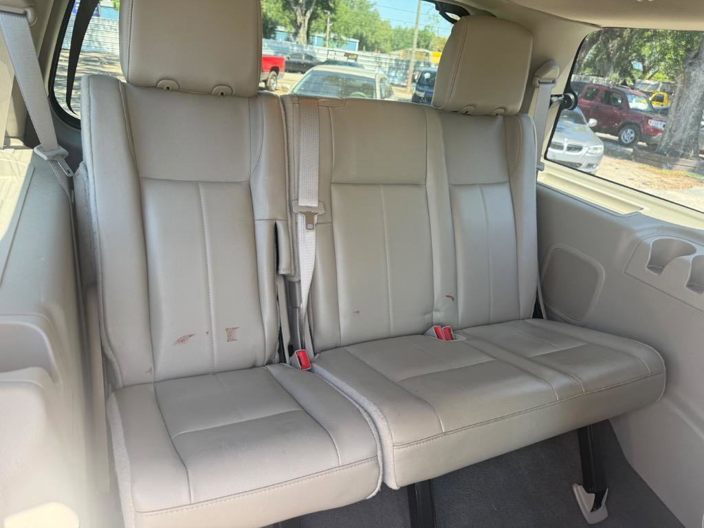 Used 2012 Ford Expedition Limited AWD/4WD image 24