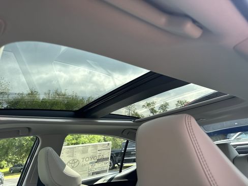 New 2025 Toyota Camry XLE w/ Premium Plus Package FWD image 23
