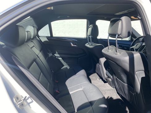 Used 2014 Mercedes-Benz E 250 BlueTEC Sedan image 9