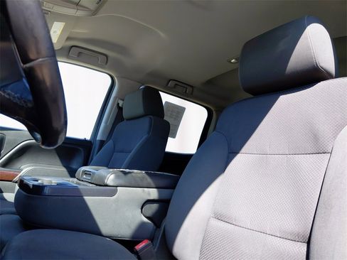 Used 2014 GMC Sierra 1500 SLE w/ SLE Value Package image 9