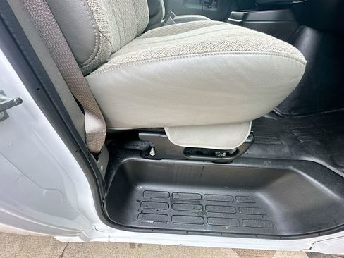 Used 2024 GMC Savana 4500 w/ Power Convenience Package image 22