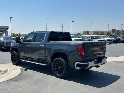 Used 2022 GMC Sierra 1500 SLT w/ SLT Premium Plus Package AWD/4WD image 3