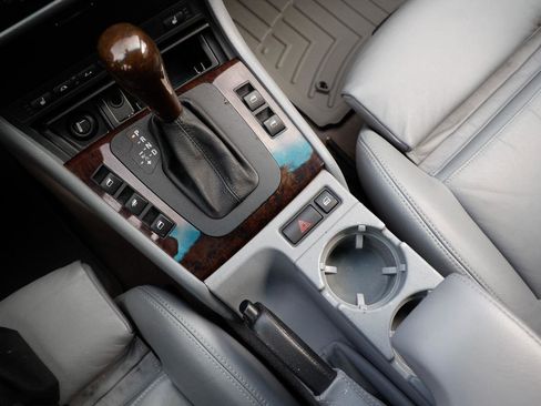 Used 2005 BMW 330Ci Convertible image 34