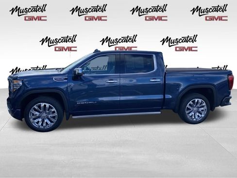 Used 2022 GMC Sierra 1500 Denali w/ Denali Reserve Package AWD/4WD image 4