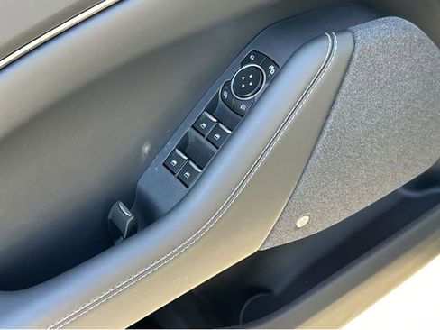 New 2025 Ford Mustang Mach-E Premium image 36