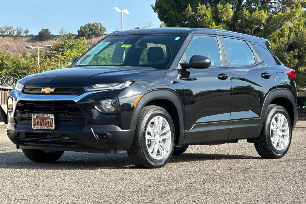 Used 2023 Chevrolet TrailBlazer LS FWD image 8