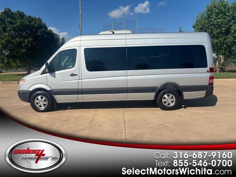 Used 2007 Dodge Sprinter 2500 w/ Cooling Group RWD image 1