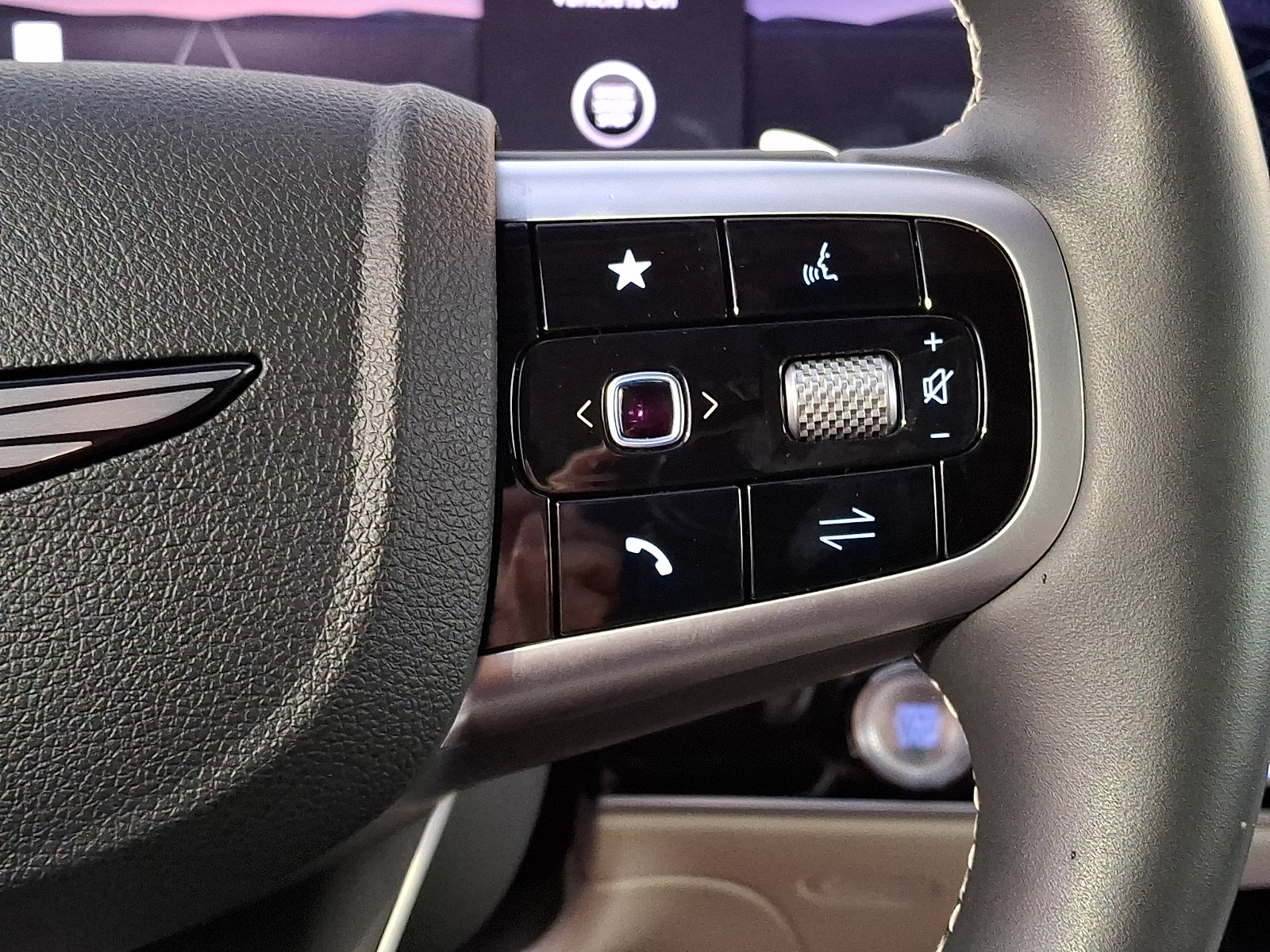 Certified 2026 Genesis GV70 2.5T Advanced AWD/4WD image 25