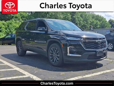 Used 2023 Chevrolet Traverse RS AWD/4WD image 1