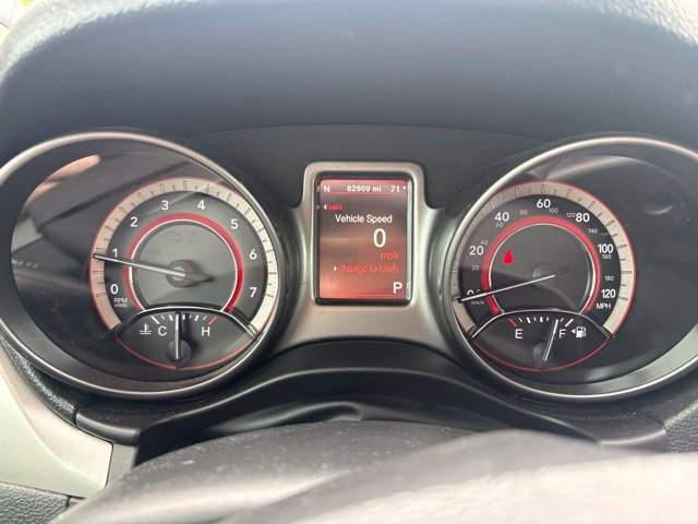Used 2019 Dodge Journey Crossroad w/ Nav & Sun Group FWD image 6