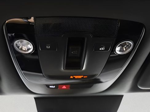 Used 2024 Kia Sportage X-Line w/ X-Line Premium Package image 35