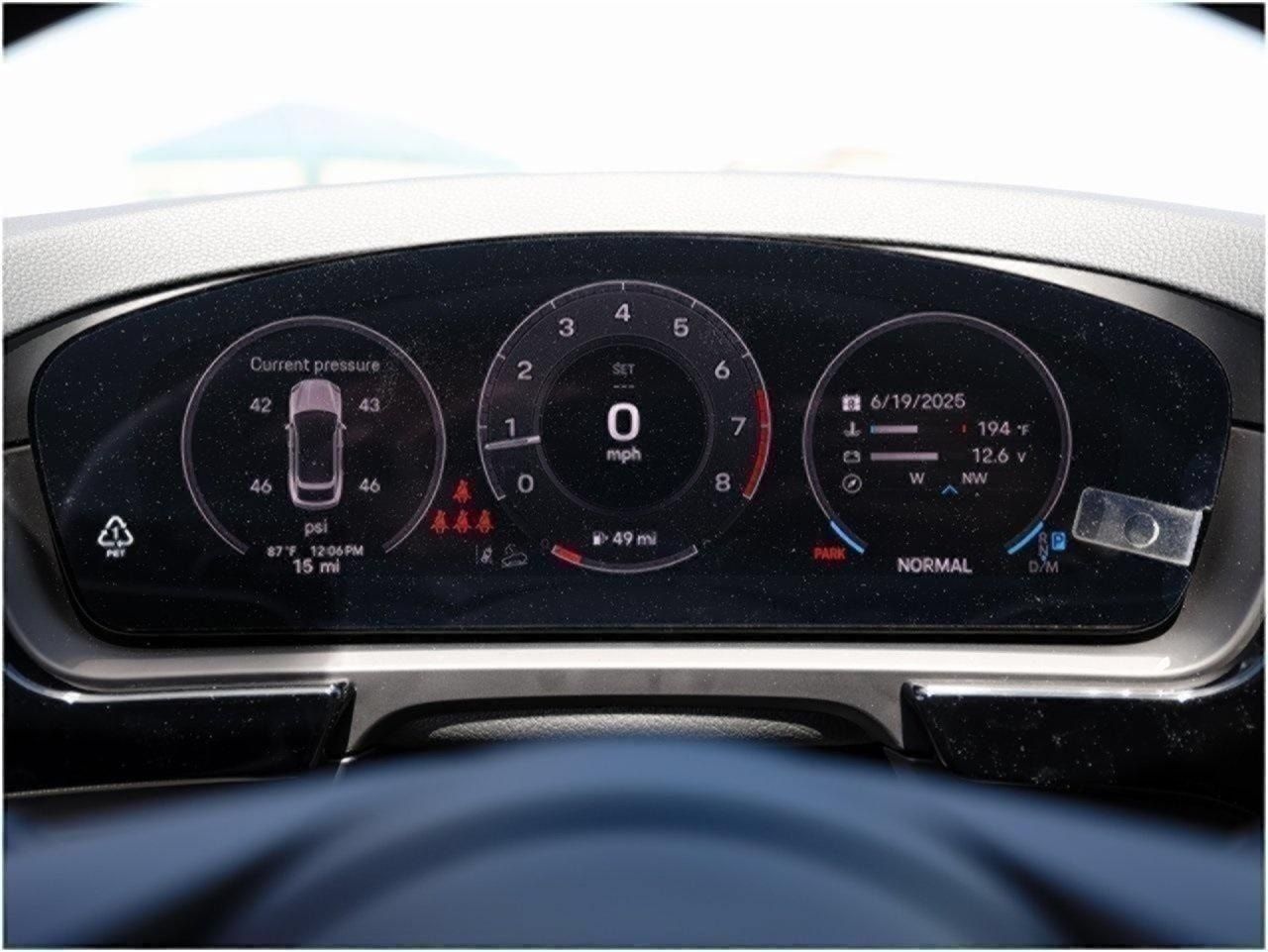 Certified 2025 Porsche Cayenne Coupe AWD/4WD image 15