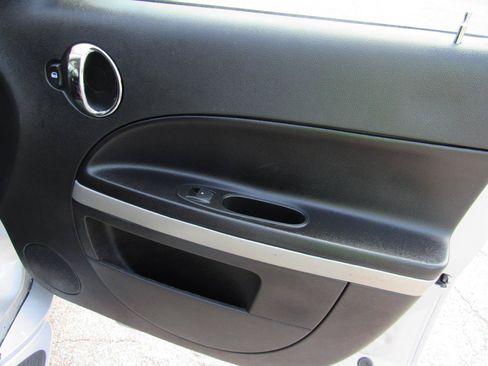 Used 2011 Chevrolet HHR LT w/ LT Preferred Equipment Group FWD image 23