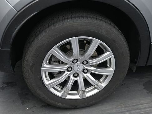 Used 2023 Cadillac XT4 Premium Luxury image 13