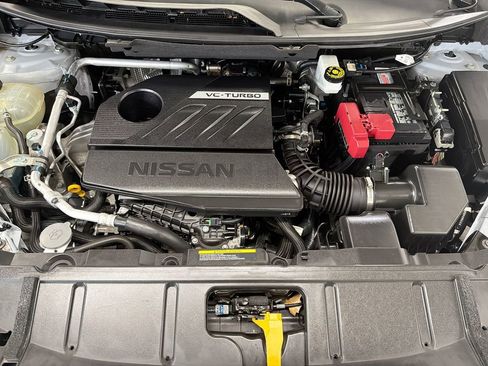 Used 2023 Nissan Rogue SV AWD/4WD image 31