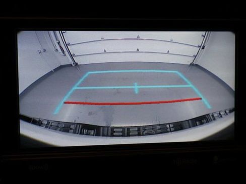 Certified 2018 Toyota Tacoma SR5 image 22