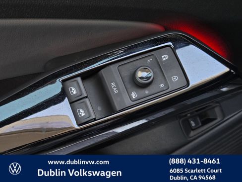 Certified 2023 Volkswagen ID.4 Pro S AWD/4WD image 11