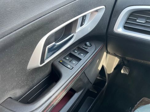 Used 2014 Chevrolet Equinox LT w/ Driver Convenience Package image 11