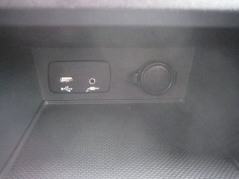 Used 2022 Subaru Crosstrek 2.0i image 18