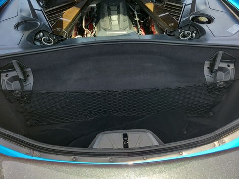 Used 2022 Chevrolet Corvette Stingray Preferred Cpe w/ Z51 Performance Package RWD image 13