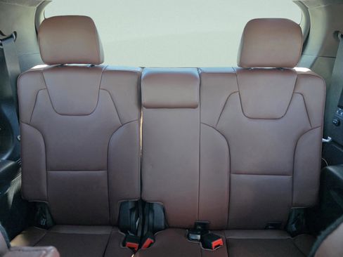 Used 2025 Kia Telluride SX Prestige image 24