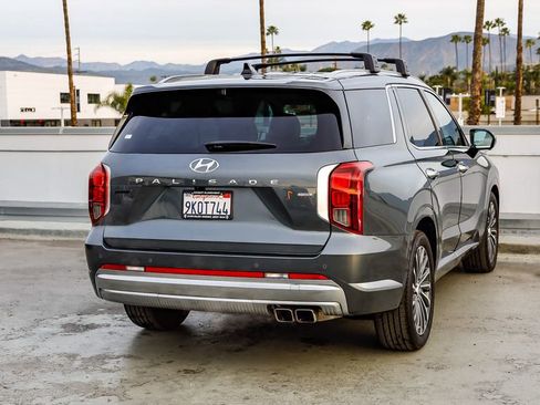 Used 2024 Hyundai Palisade Calligraphy image 8