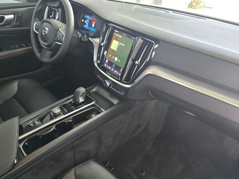 Used 2024 Volvo S60 B5 Core AWD/4WD image 10