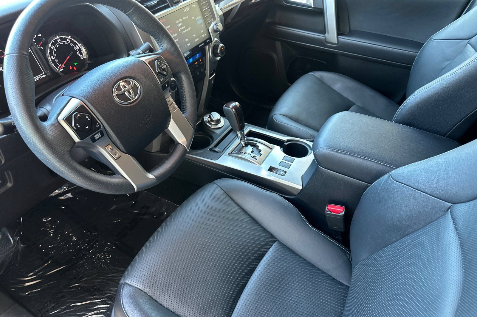 Certified 2022 Toyota 4Runner Limited AWD/4WD image 10