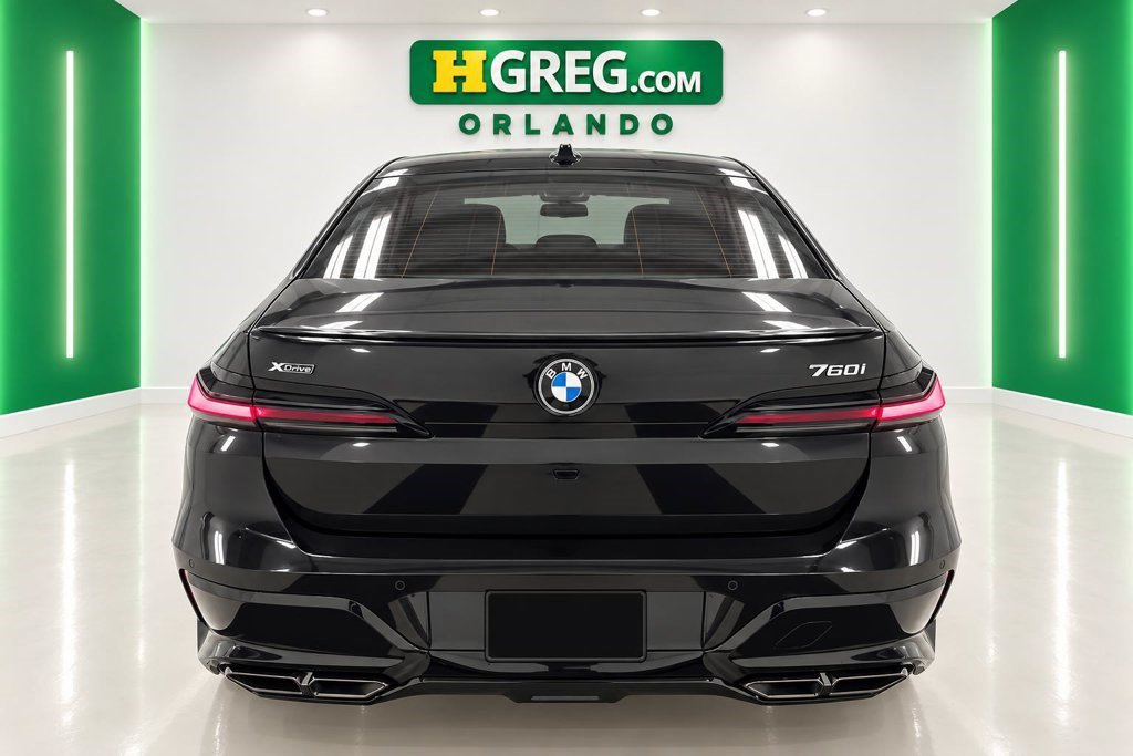 Used 2023 BMW 760i xDrive AWD/4WD image 8