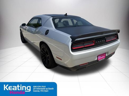 Used 2023 Dodge Challenger SRT Hellcat RWD image 10