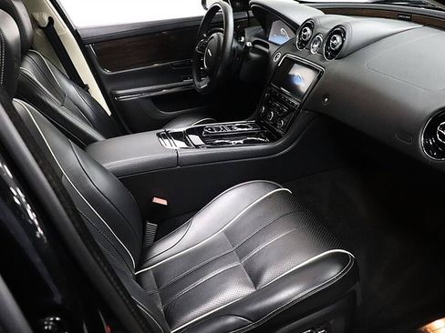 Used 2015 Jaguar XJ L Portfolio RWD image 12