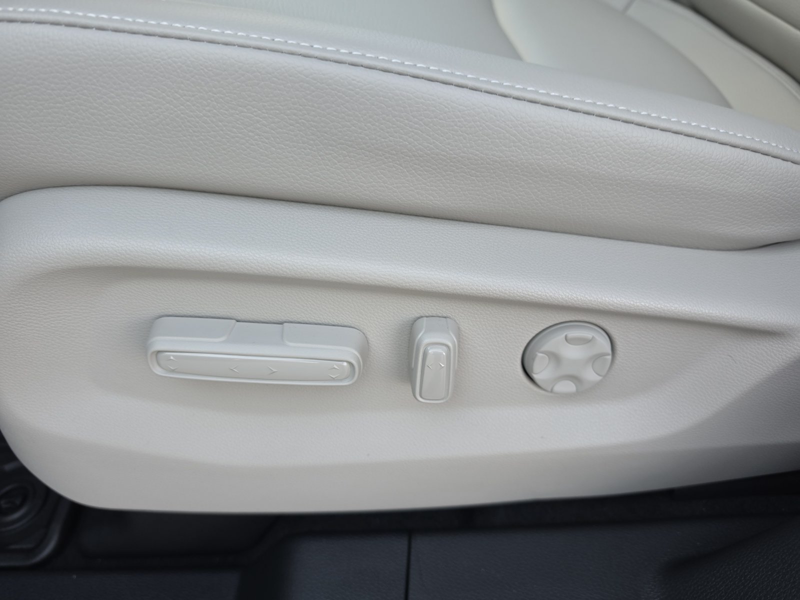 New 2027 Honda Odyssey EX-L image 9