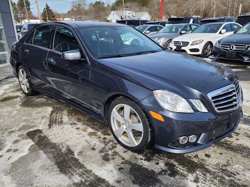 Used 2010 Mercedes-Benz E 350 4MATIC Sedan image 3