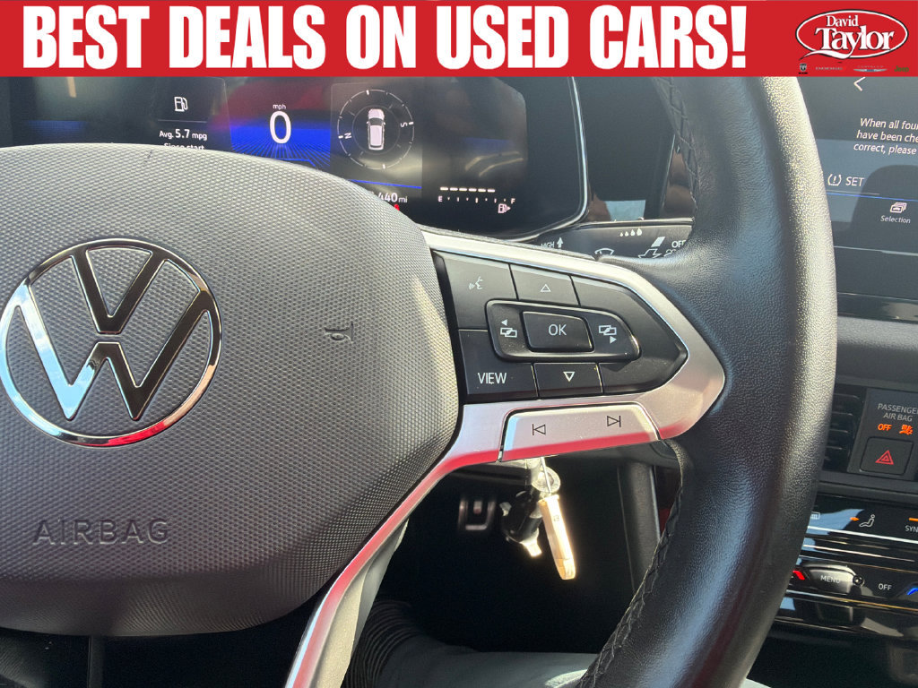 Used 2025 Volkswagen Jetta Sport FWD image 17