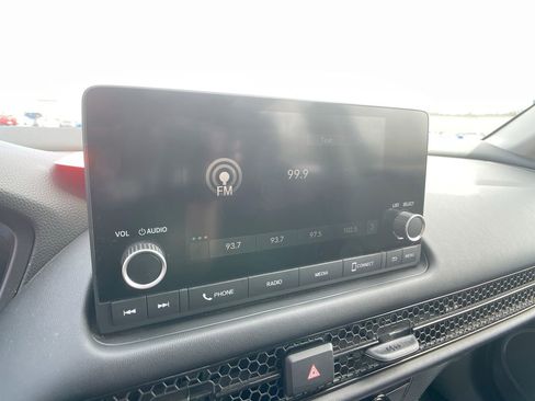 Used 2023 Honda HR-V LX image 16