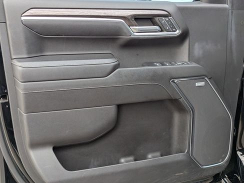 Certified 2023 Chevrolet Silverado 1500 LTZ image 11