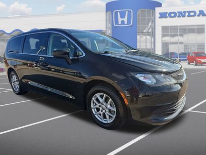 Used 2018 Chrysler Pacifica LX