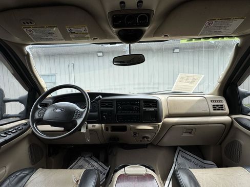 Used 2005 Ford Excursion Eddie Bauer AWD/4WD image 17