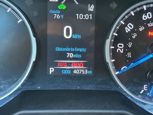 Used 2019 Toyota RAV4 LE AWD/4WD image 28