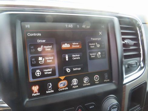 Used 2017 RAM 1500 Laramie image 24